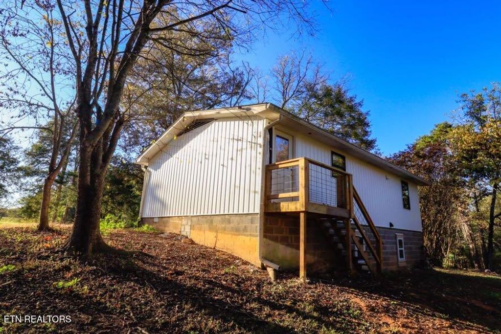 Photo of 101 Steele Rd, Greenback, TN 37742 (MLS # 1319453)