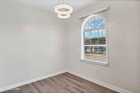 Tiny photo for 3901 S Lake Blvd, Knoxville, TN 37920 (MLS # 1324181)