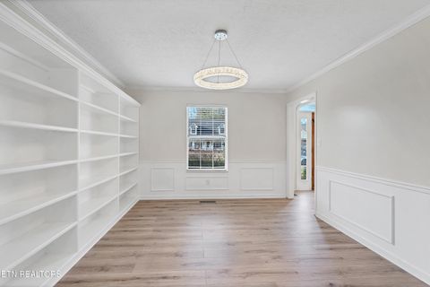 Tiny photo for 3901 S Lake Blvd, Knoxville, TN 37920 (MLS # 1324181)