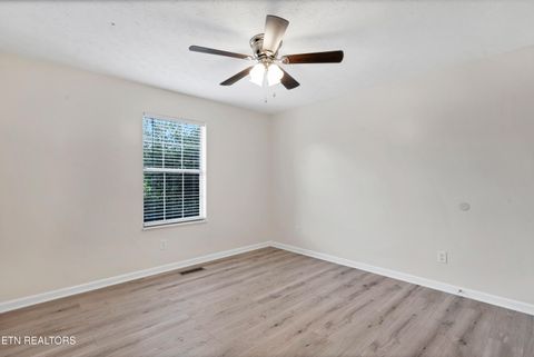Tiny photo for 3901 S Lake Blvd, Knoxville, TN 37920 (MLS # 1324181)