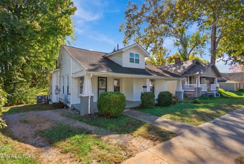 Tiny photo for 2304 Cecil Ave, Knoxville, TN 37917 (MLS # 1360386)