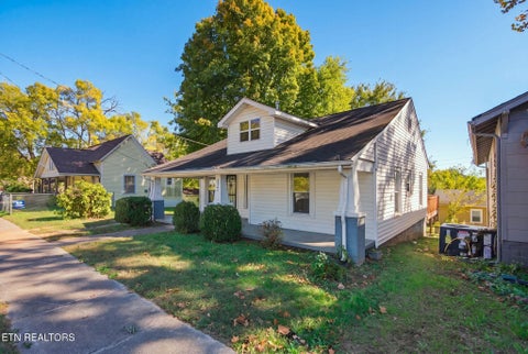 Tiny photo for 2304 Cecil Ave, Knoxville, TN 37917 (MLS # 1360386)