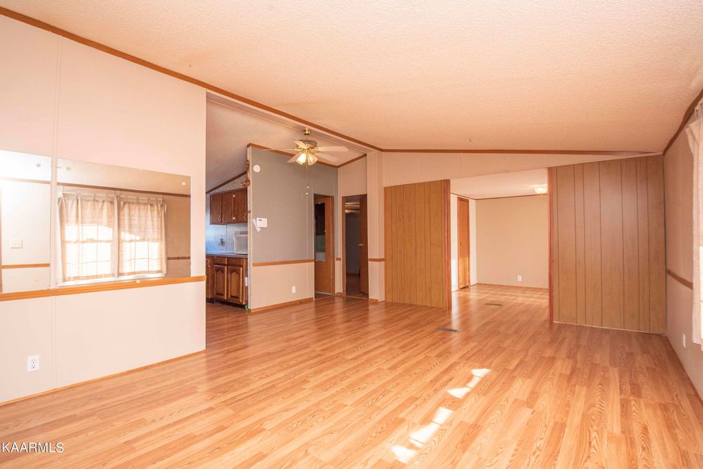 Photo of 157 Walleye Drive, New Tazewell, TN 37825 (MLS # 1220660)