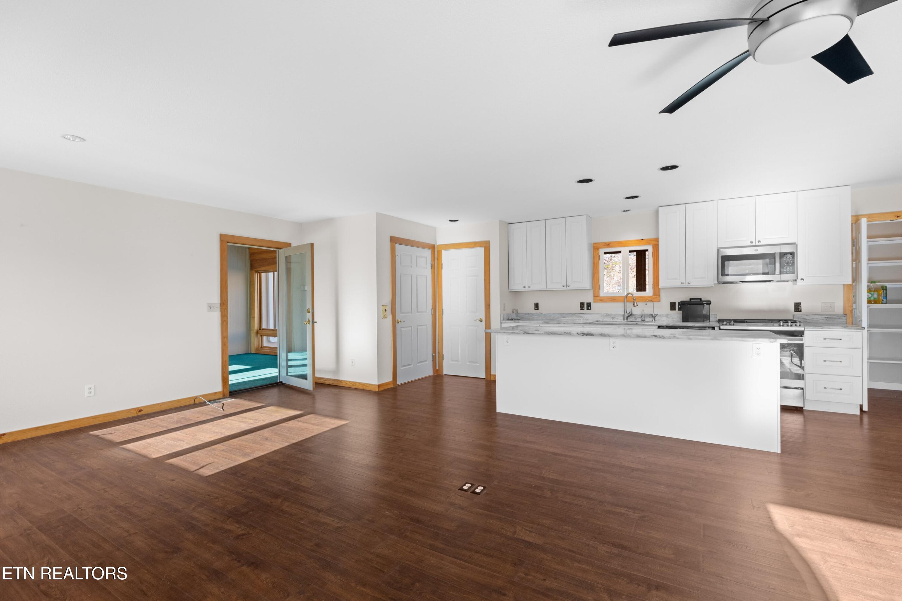 1231 Vardy Blackwater