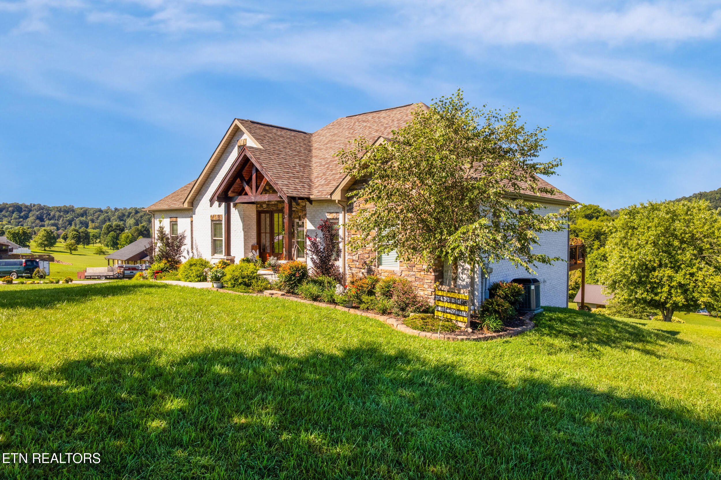 1866 Holston River Drive