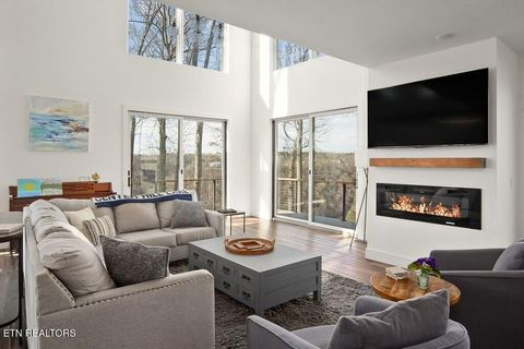 Tiny photo for 1171 W Hutchins Bend Rd, Sparta, TN 38583 (MLS # 1327273)