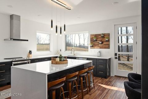 Tiny photo for 1171 W Hutchins Bend Rd, Sparta, TN 38583 (MLS # 1327273)