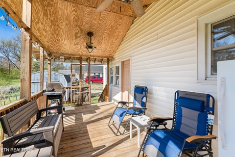 Tiny photo for 5012 Strawberry Plains Pike, Knoxville, TN 37914 (MLS # 1355476)