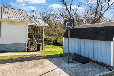 Tiny photo for 5012 Strawberry Plains Pike, Knoxville, TN 37914 (MLS # 1355476)
