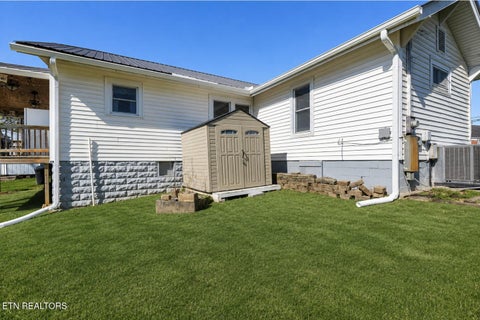 Tiny photo for 5012 Strawberry Plains Pike, Knoxville, TN 37914 (MLS # 1355476)