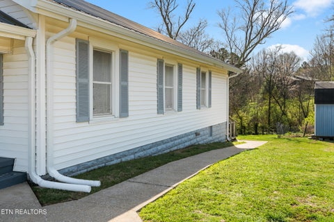 Tiny photo for 5012 Strawberry Plains Pike, Knoxville, TN 37914 (MLS # 1355476)