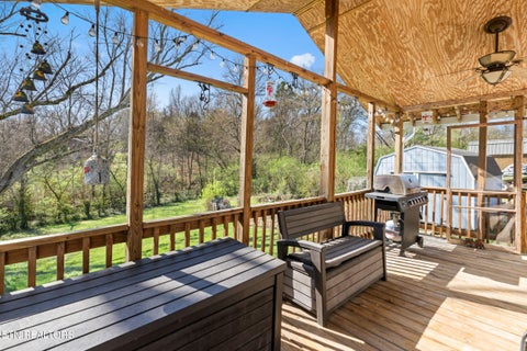 Tiny photo for 5012 Strawberry Plains Pike, Knoxville, TN 37914 (MLS # 1355476)