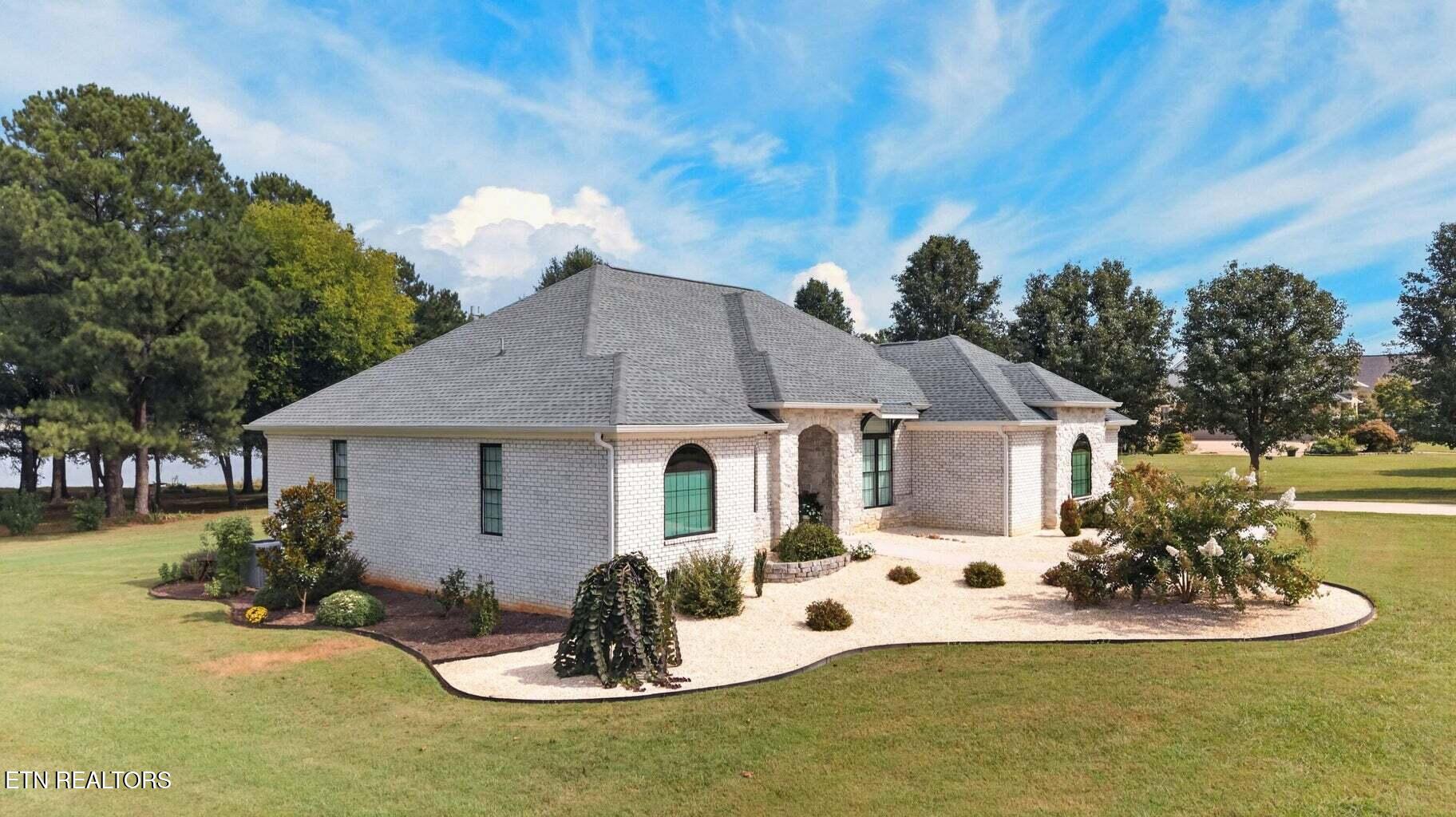 2460 Wild Pear Tr