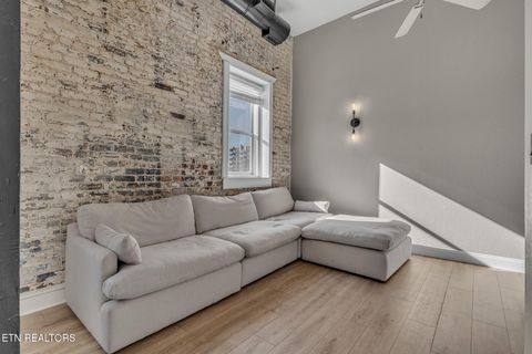 Tiny photo for 105 W Jackson Ave Ave #9, Knoxville, TN 37902 (MLS # 1326173)