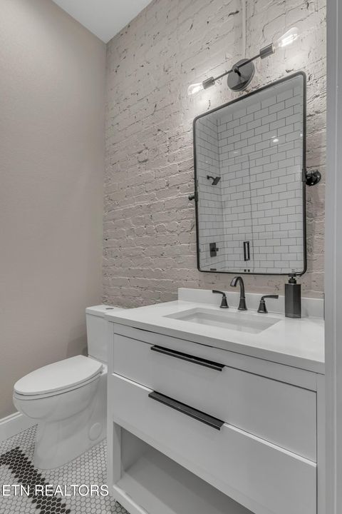 Tiny photo for 105 W Jackson Ave Ave #9, Knoxville, TN 37902 (MLS # 1326173)