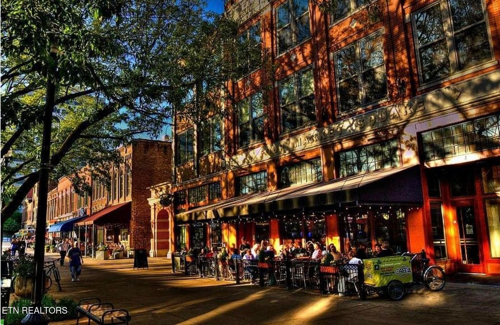 Photo of 105 W Jackson Ave Ave #9, Knoxville, TN 37902 (MLS # 1326173)