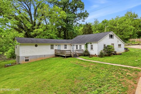 Photo of 601 N Chilhowee Drive, Knoxville, TN 37924 (MLS # 1339088)