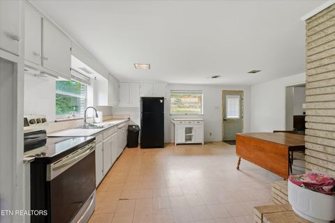 Tiny photo for 601 N Chilhowee Drive, Knoxville, TN 37924 (MLS # 1339088)