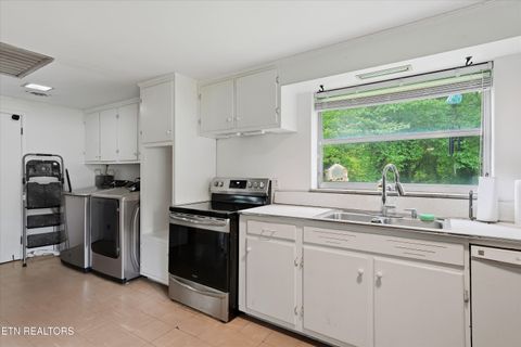 Tiny photo for 601 N Chilhowee Drive, Knoxville, TN 37924 (MLS # 1339088)