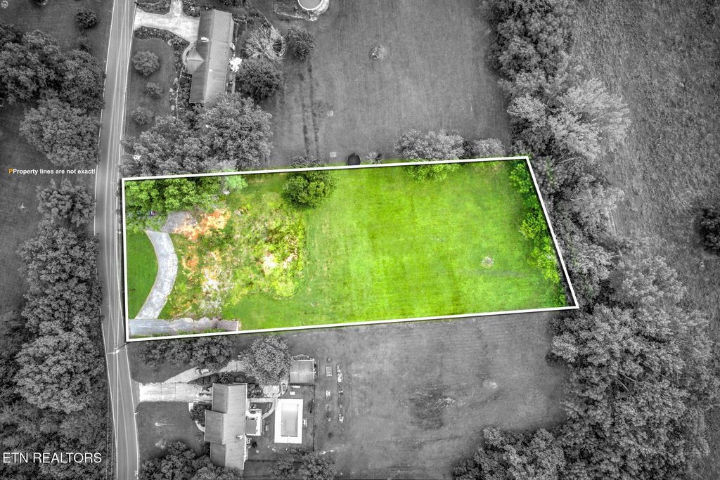 Photo of 1350 Hopewell Rd, Knoxville, TN 37920 (MLS # 1308347)