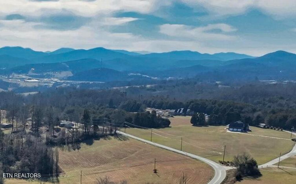 Photo of 430 Fairview Rd, Tellico Plains, TN 37385 (MLS # 1336120)