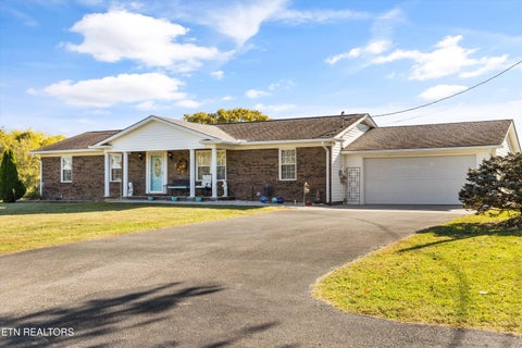 Photo of 744 Calderwood Hwy, Maryville, TN 37801 (MLS # 1359898)