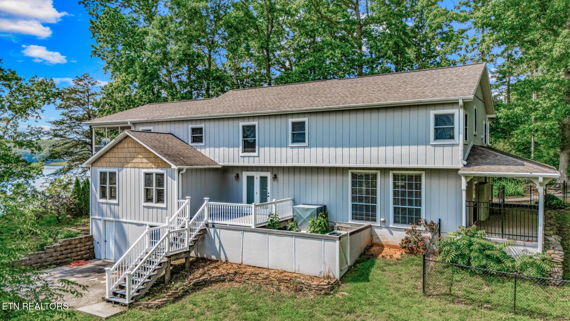 1121 Settlers Ln