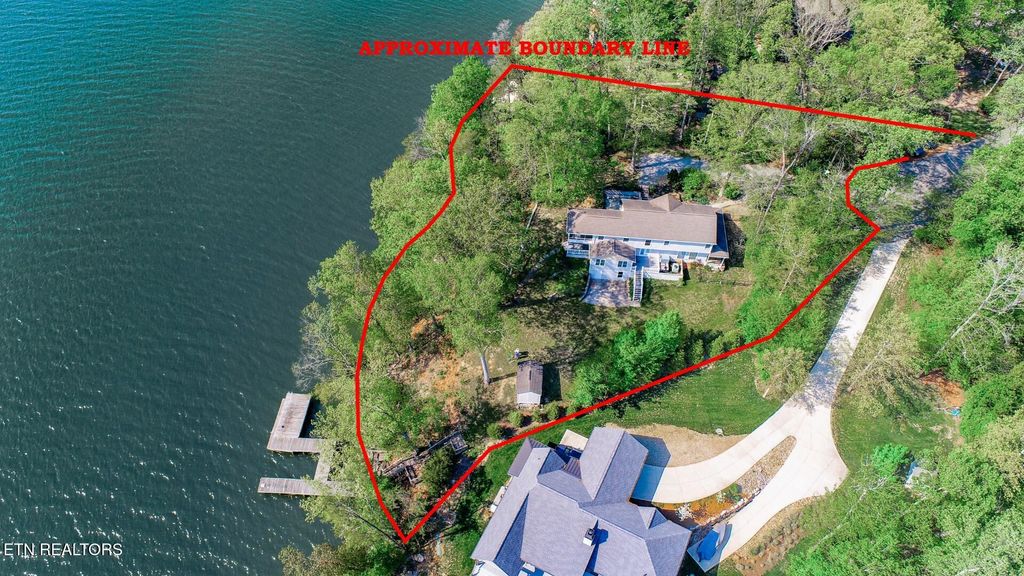 Photo of 1121 Settlers Ln Ln, Friendsville, TN 37737 (MLS # 1301362)