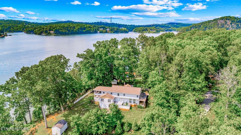 Photo of 1121 Settlers Ln Ln, Friendsville, TN 37737 (MLS # 1301362)