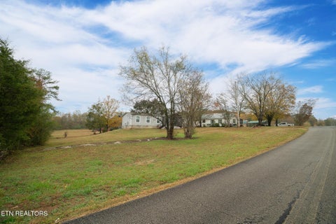 Tiny photo for 164 County Road 635, Athens, TN 37303 (MLS # 1360465)