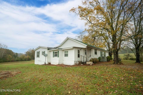 Tiny photo for 164 County Road 635, Athens, TN 37303 (MLS # 1360465)