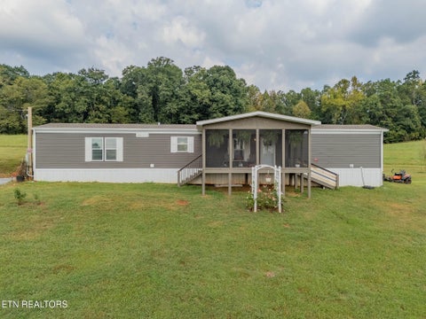 Photo of 3833 Strong Rd, Mascot, TN 37806 (MLS # 1355537)