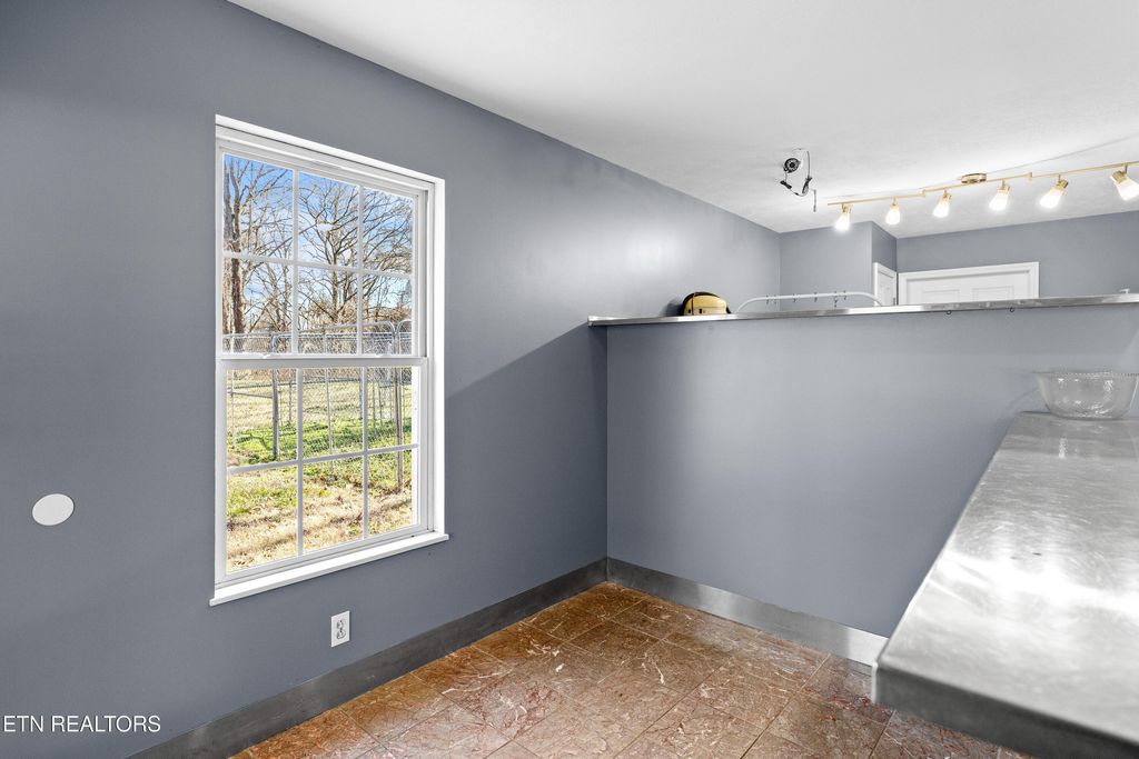 Photo of 2949 Samples Rd, Louisville, TN 37777 (MLS # 1312514)