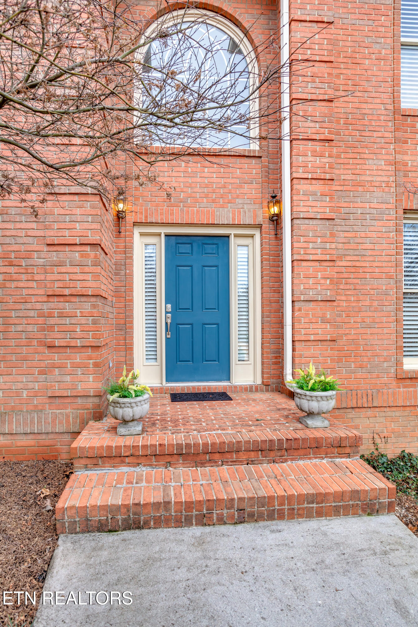 345 Farragut Crossing Drive