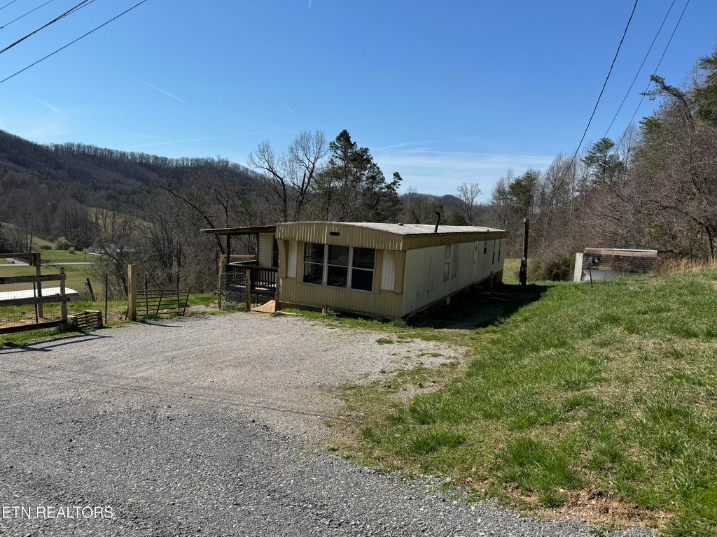 Photo of 304 Beard Valley Rd, Maynardville, TN 37807 (MLS # 1256334)