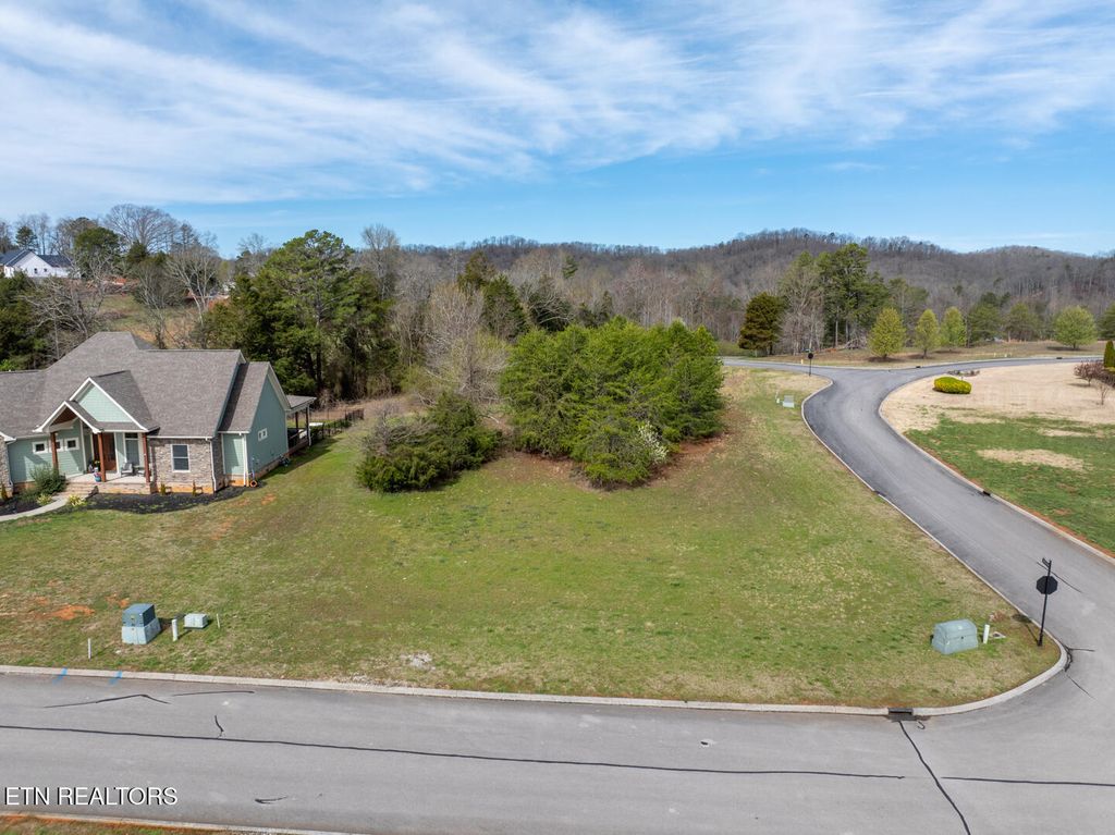 Photo of Docks Of The Bay, #50 Drive, Harriman, TN 37748 (MLS # 1292790)