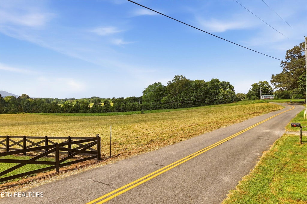 Photo of County Road 909 #053.00, Etowah, TN 37331 (MLS # 1354015)