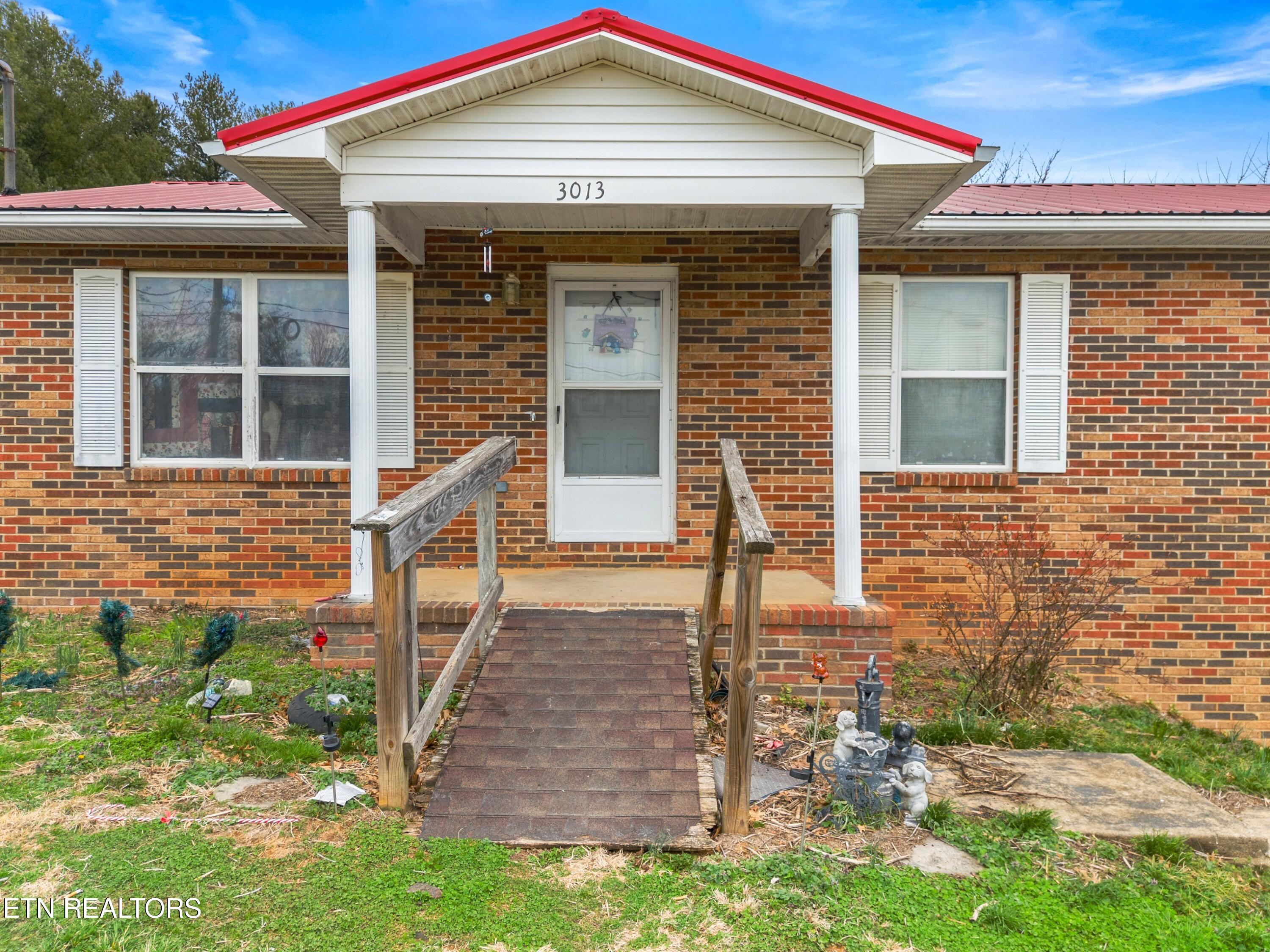 3013 Buckingham Rd