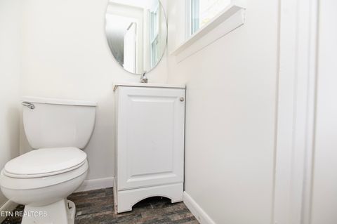 Tiny photo for 504 Wharf St, Loudon, TN 37774 (MLS # 1333727)