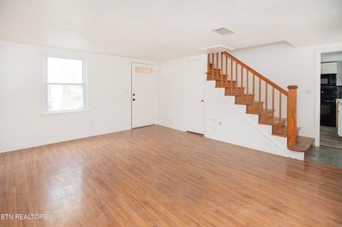 Tiny photo for 504 Wharf St, Loudon, TN 37774 (MLS # 1333727)