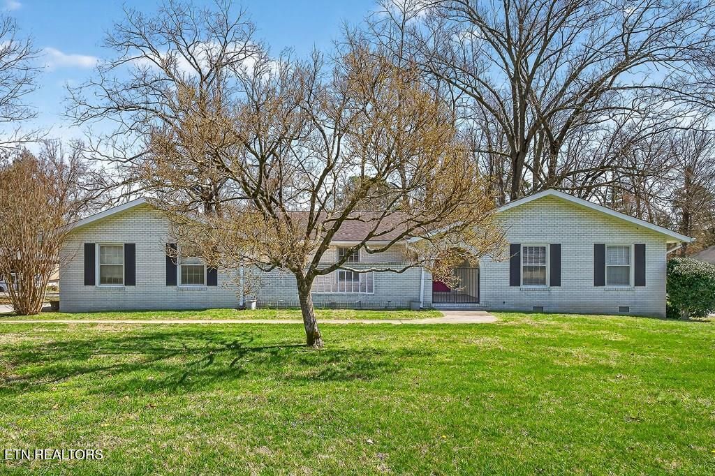 Photo of 725 Flatt Ave, Cookeville, TN 38501 (MLS # 1333470)