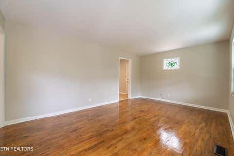 Tiny photo for 2511 Davenport Rd, Knoxville, TN 37920 (MLS # 1349694)