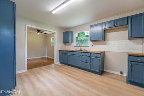 Tiny photo for 2511 Davenport Rd, Knoxville, TN 37920 (MLS # 1349694)