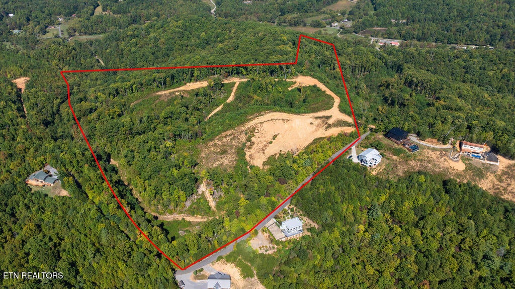 Photo of 433 Rdg Crk Way, Cosby, TN 37722 (MLS # 1358259)