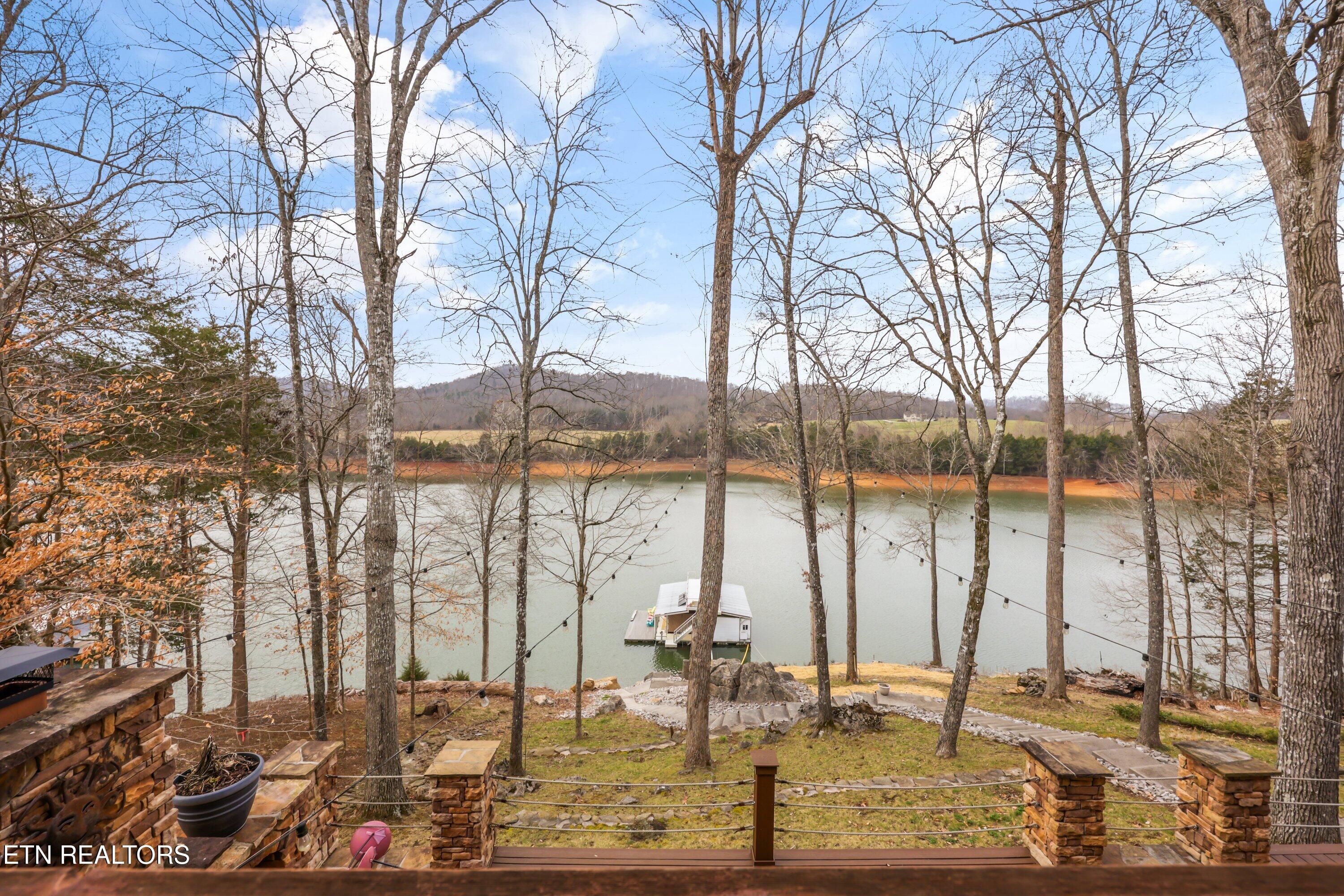 Sharps Chapel, Tennessee, 37866, United States, 3 Bedrooms Bedrooms, ,6 BathroomsBathrooms,Residential,Active,2025174