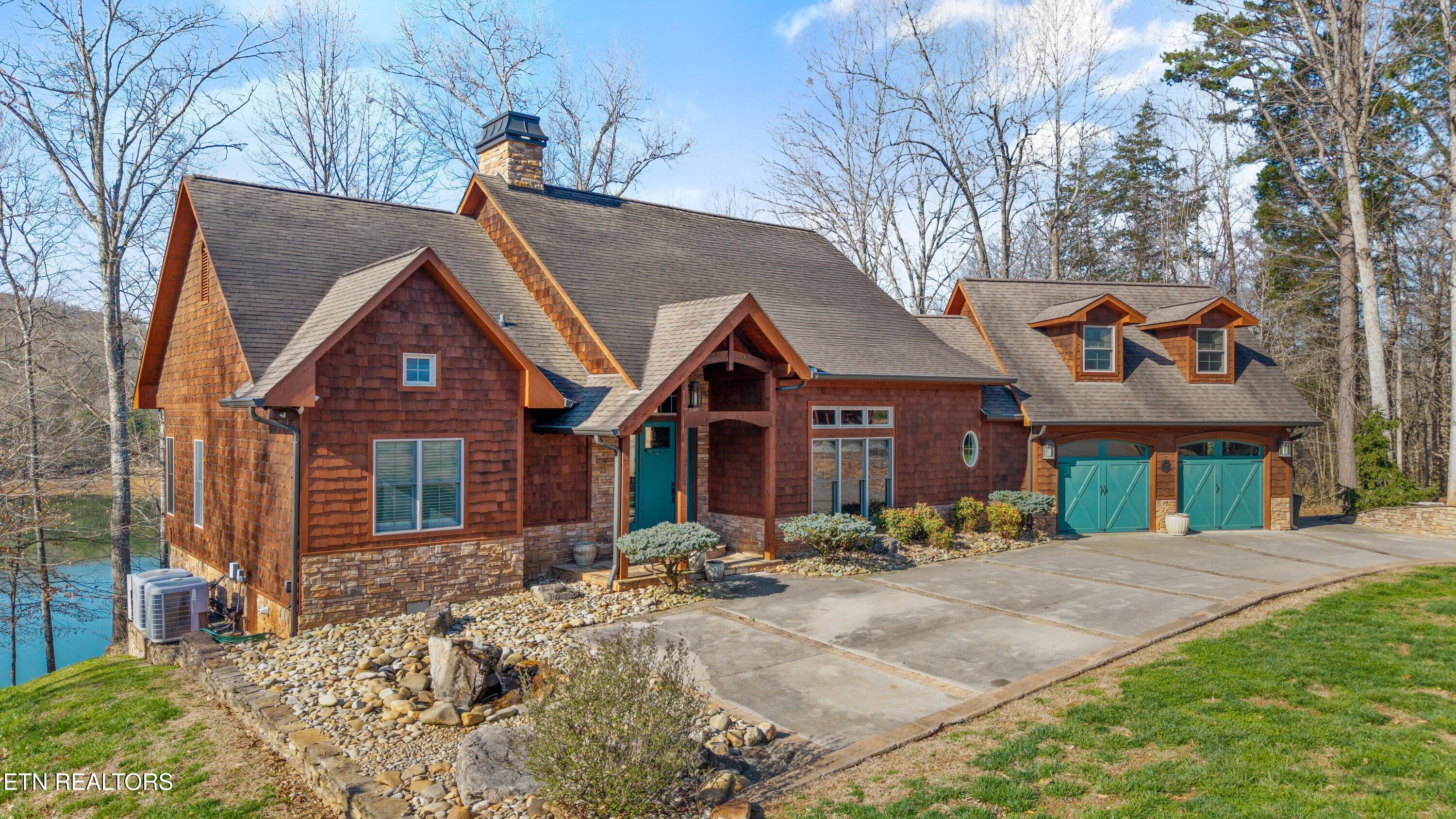 Sharps Chapel, Tennessee, 37866, United States, 3 Bedrooms Bedrooms, ,6 BathroomsBathrooms,Residential,Active,2025174