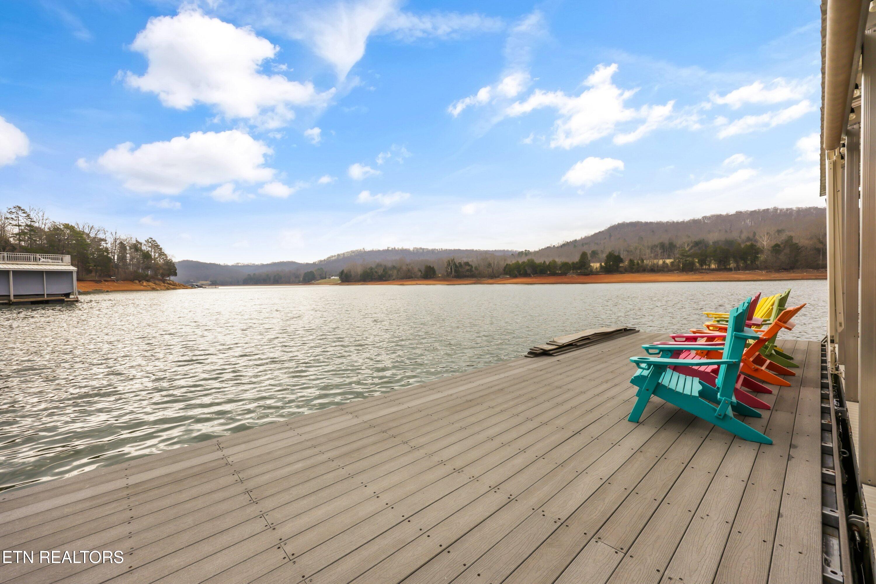 Sharps Chapel, Tennessee, 37866, United States, 3 Bedrooms Bedrooms, ,6 BathroomsBathrooms,Residential,Active,2025174