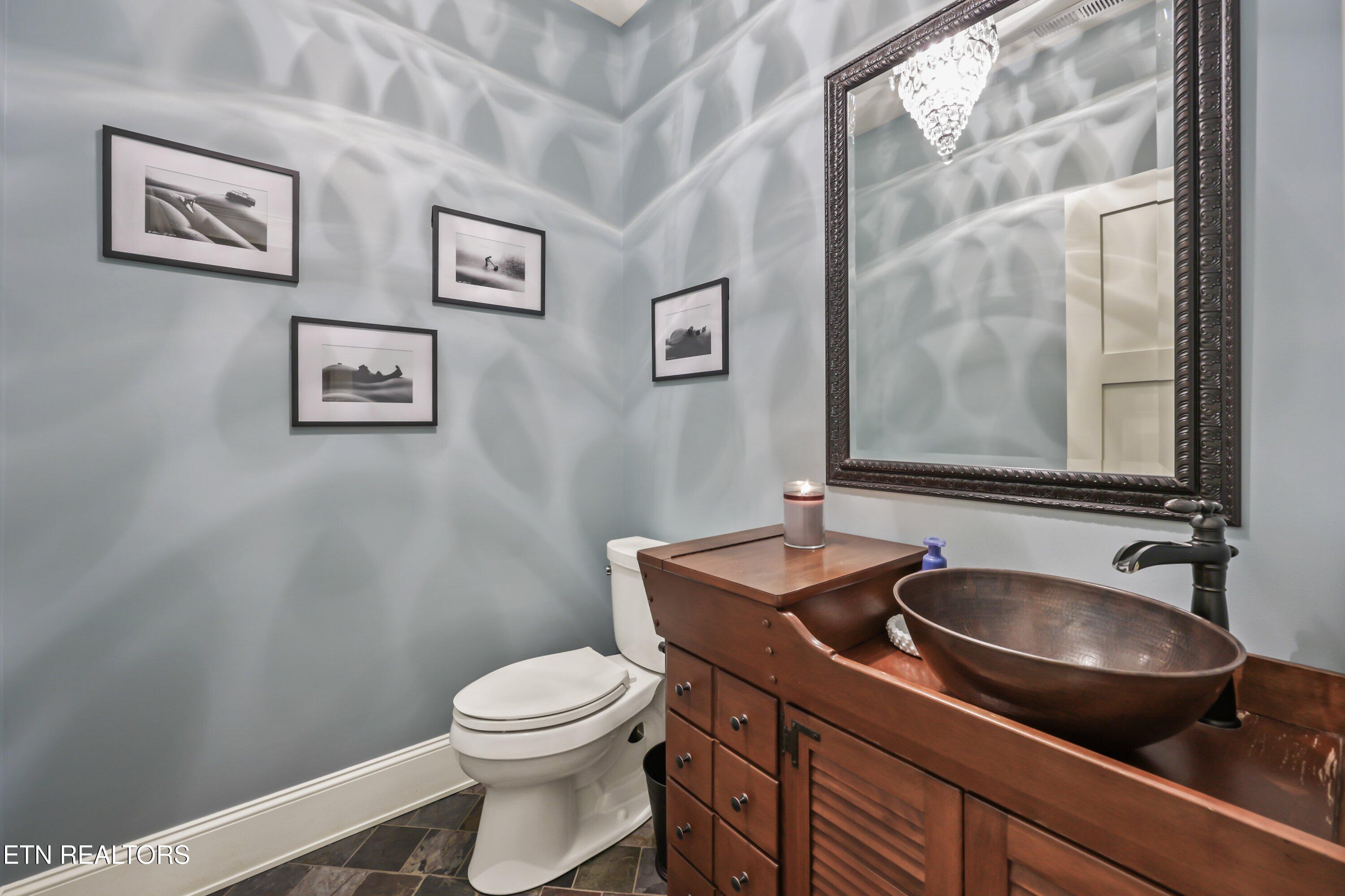 Sharps Chapel, Tennessee, 37866, United States, 3 Bedrooms Bedrooms, ,6 BathroomsBathrooms,Residential,Active,2025174