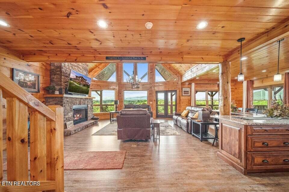 685 Stockton Drive
