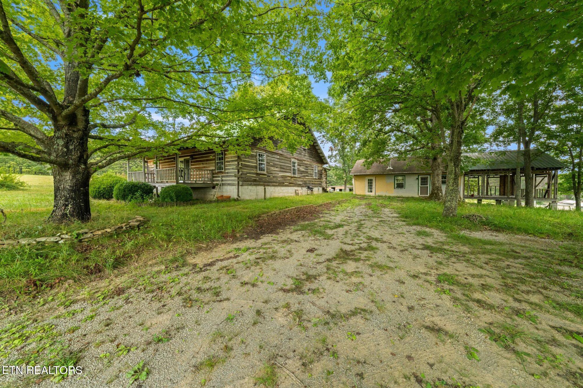 290 Lawsontown Rd